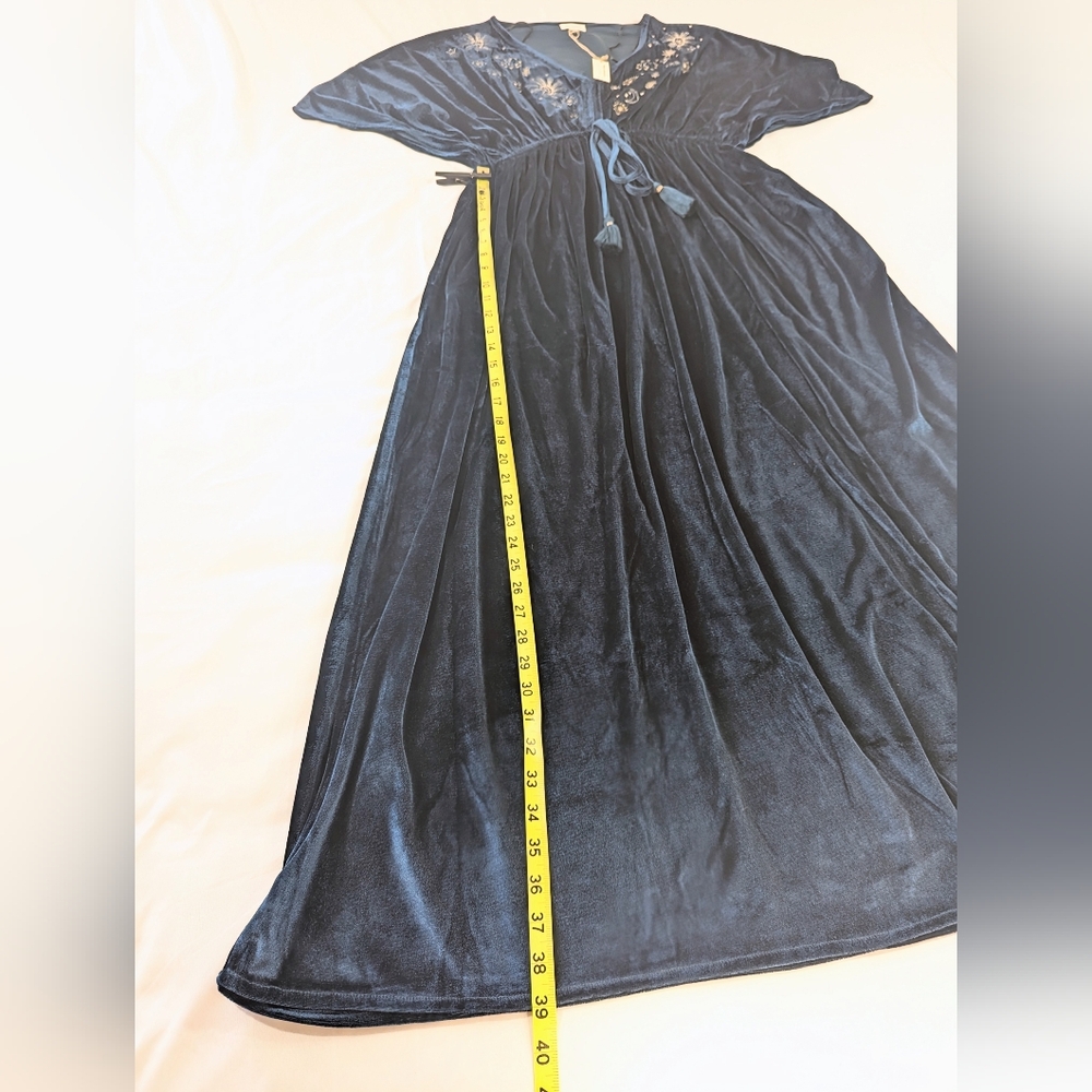 World Market Mira Celestial Embroidered Maxi Dress (L/XL) - Picture 11 of 15